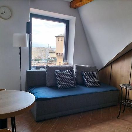 Uroczy Apartament W Centrum Krakowa Exterior foto